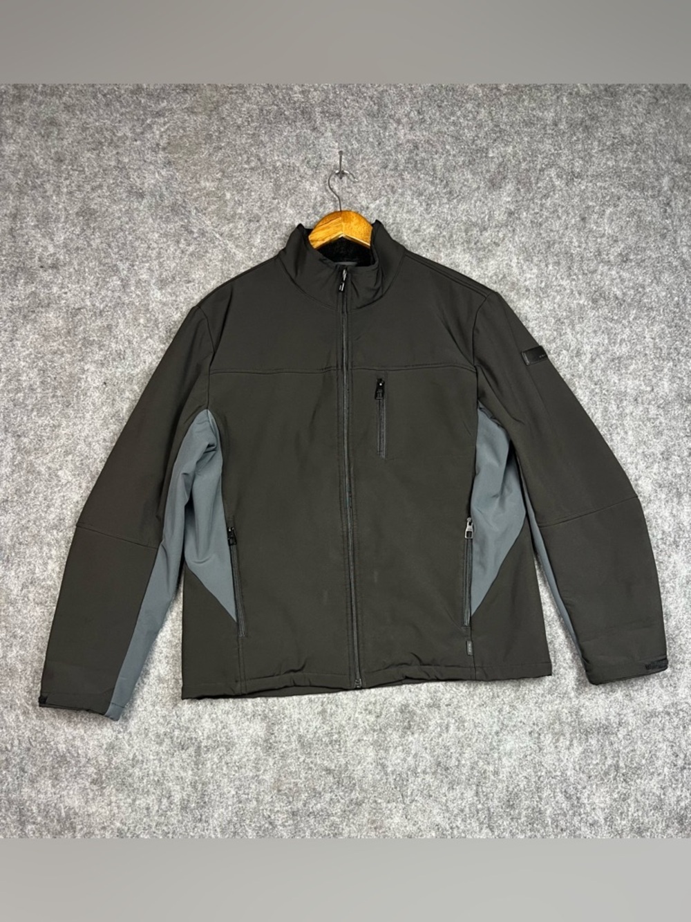Tumi Black Soft Shell Sherpa Fleece Lined Jacket Mens Large Full Zip Windbreaker